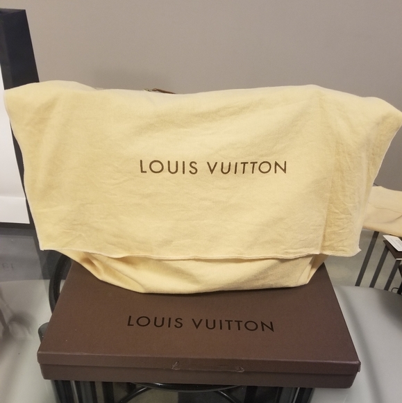 ❌‼️SOLD‼️❌ - 💯Authentic LV Neverfull MM - Damier Ebene - Picture 14 of 15